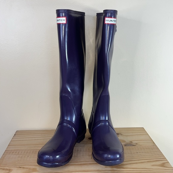 Hunter Rubber Knee-High Tall Gloss Rain Boots - Picture 2 of 15